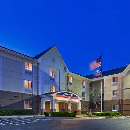 แคนเดิ้ลวูด สวีท โอวอสโซ Hotel Owasso ภายนอก รูปภาพ
